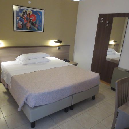 Hotel Armando' S Sulmona Luaran gambar