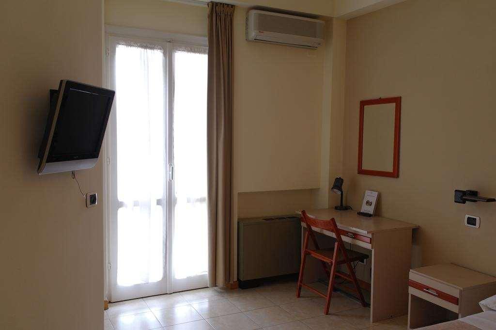 Hotel Armando' S Sulmona Bilik gambar